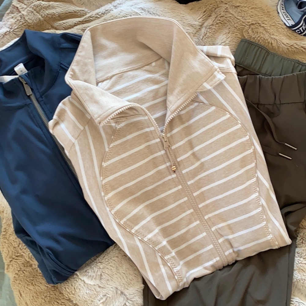 Lululemon long length striped zip up tan white 10